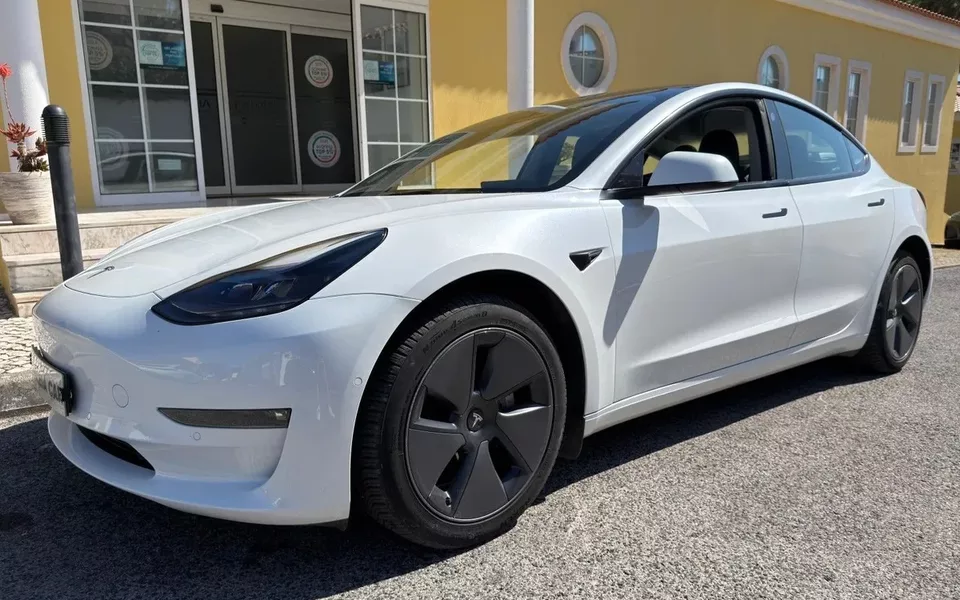 Tesla Model 3 Long Range Tração Integral Premium