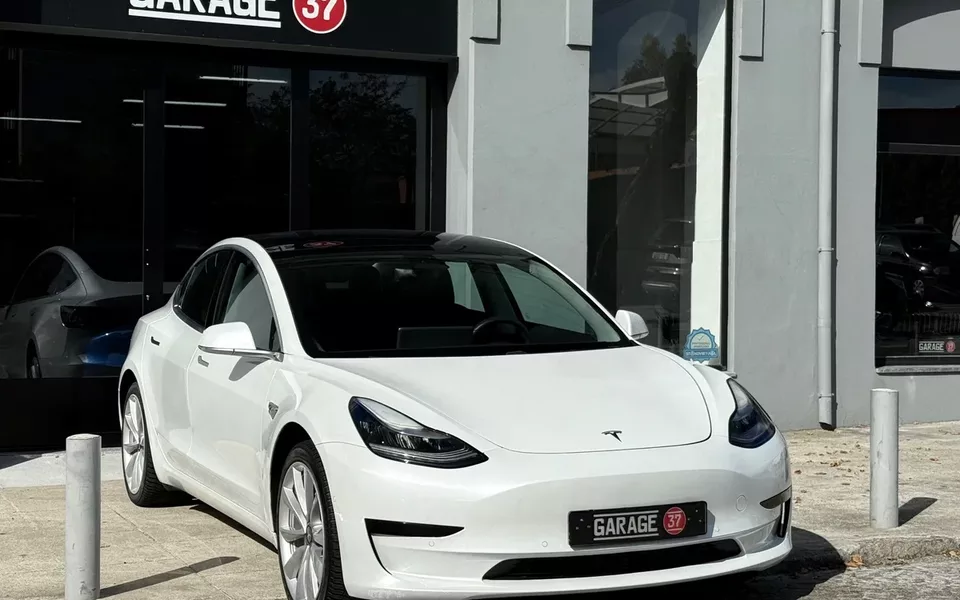 Tesla Model 3 Standard RWD Plus