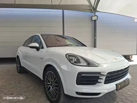 Porsche Cayenne Coupé E-Hybrid Platinum Edition