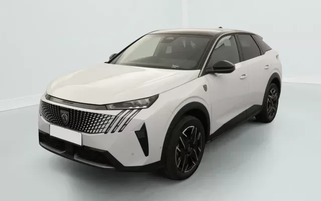 Peugeot 3008 Phase 4 Gt 1.2 HYBRID 145 Zéro km immatriculé