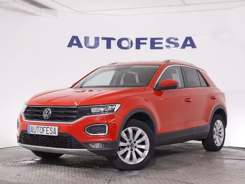 Volkswagen T-roc 2.0 TDI ADVANCE 150CV 5P OPCIONALES 2616 EUROS # IVA DEDUCIBLE,NAVY,CAMARA TRASERA,PARKTRONIC