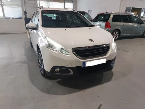 PEUGEOT 2008 2008 1.2 e-VTI PureTech Active ETG5