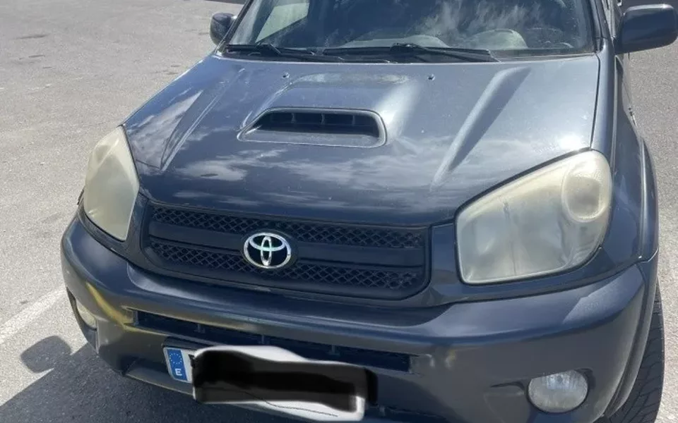 TOYOTA RAV-4 RAV-4 2.0D4-D Executive - 6000€ en