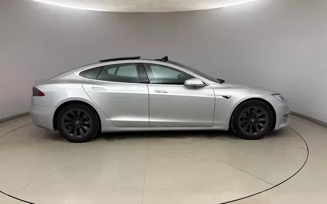 Tesla Model S Long Range AWD