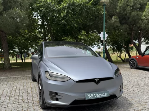 Tesla Model X P100D