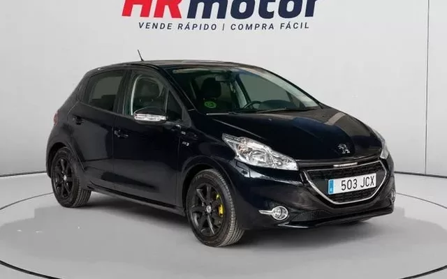 PEUGEOT 208 208 1.2 PureTech Style 82