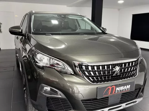 Peugeot 3008 1.5 BlueHDi Active Pack EAT8