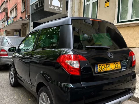 Aixam Crossover