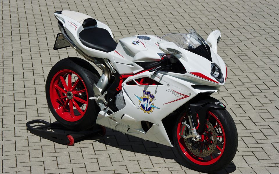MV Agusta F4