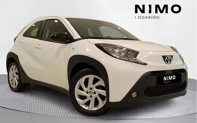 TOYOTA Aygo X Cross AYGO X CROSS 1.0 VVT-I 72CV Play