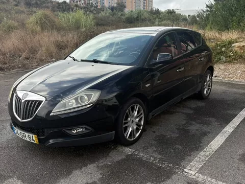 Lancia Delta 1.6 M-Jet Argento