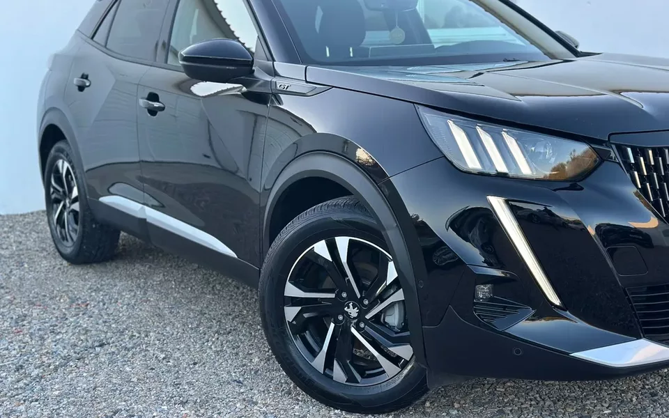 Peugeot 2008 PureTech 130 EAT8 GT Pack