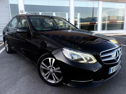 MERCEDES-BENZ Clase E E 300 BT 7G Plus