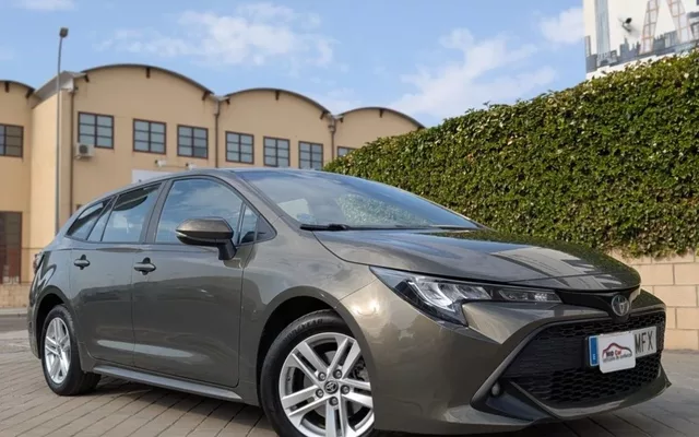 TOYOTA Corolla Corolla Touring Sports 140H Business