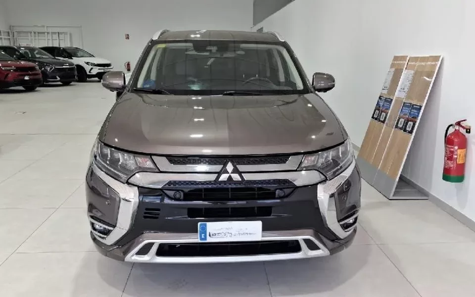 MITSUBISHI Outlander OUTLANDER 2.4 PHEV KAITEKI AUTO 4WD 5P