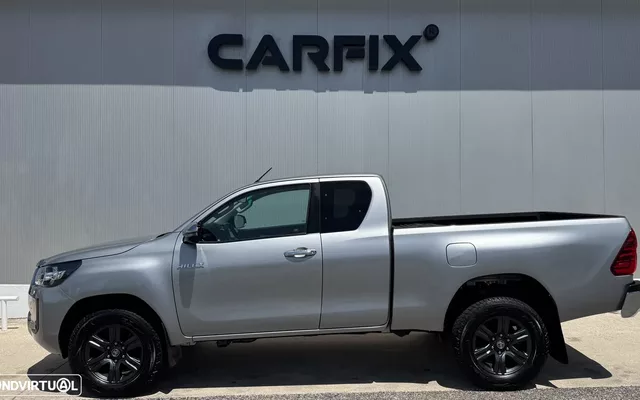 Toyota Hilux 2.4 D-4D 4WD Trial