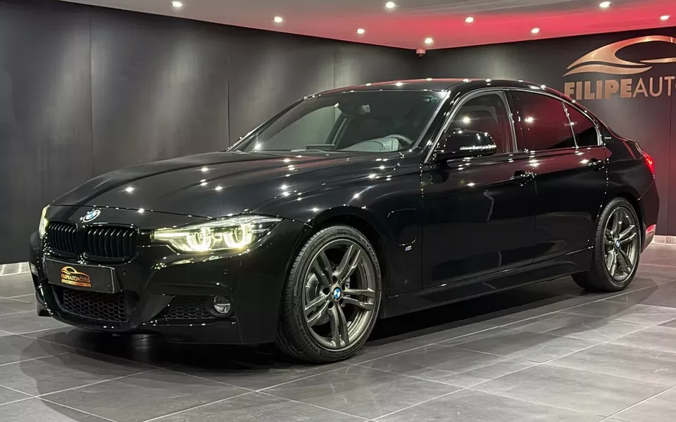 BMW 330 e iPerformance Pack M