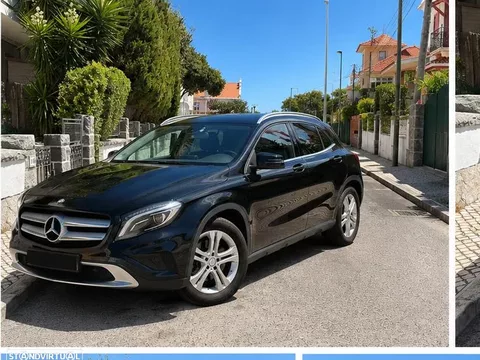 Mercedes-Benz GLA 220