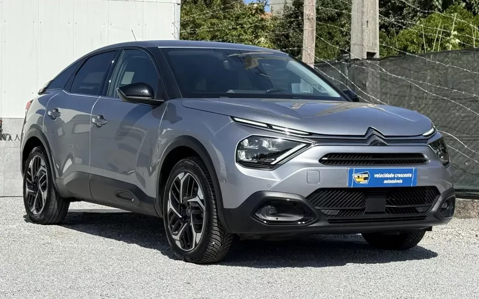 Citroën C4 1.2 PureTech Shine EAT8