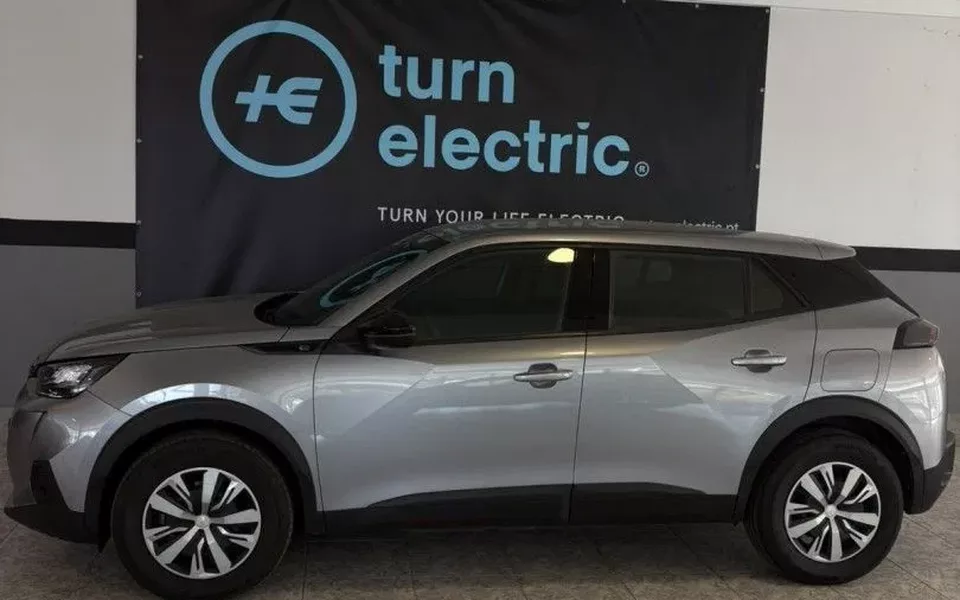 Peugeot e-2008 50 kWh Active