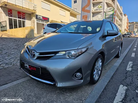 Toyota Auris Touring Sports 1.33 VVT-i Exclusive +Navi