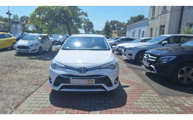 TOYOTA AVENSIS 2.0 D, ,2018 ROK KRAJOWY , NAWIGACJA , KAMERA COFANIA