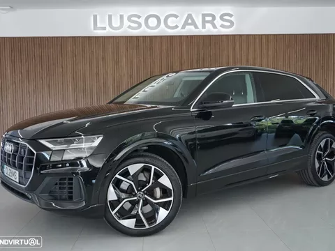 Audi Q8 55 TFSIe quattro Tiptronic competition plus