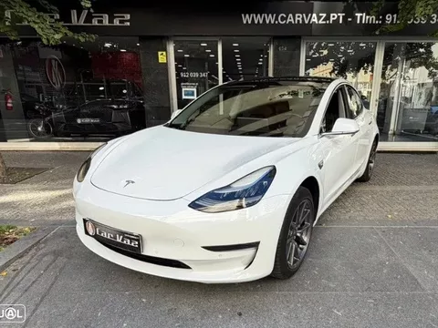Tesla Model 3 Standard Range Plus RWD