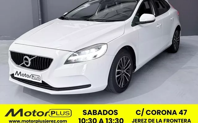 VOLVO V40 V40 D2 Momentum 120