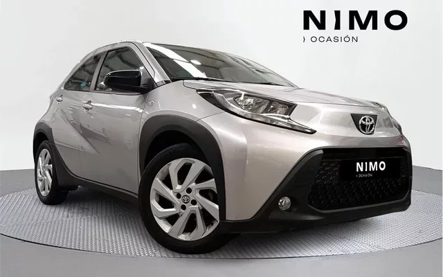 TOYOTA Aygo X Cross AYGO X CROSS 1.0 VVT-I 72CV Play