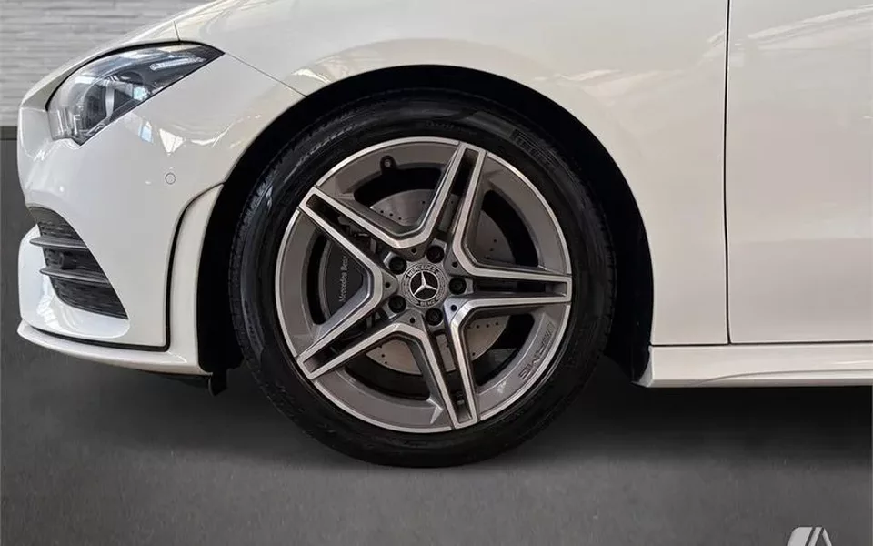 MERCEDES-BENZ Clase CLA CLASE CLA 200 D DCT - 35990€ en Jaen
