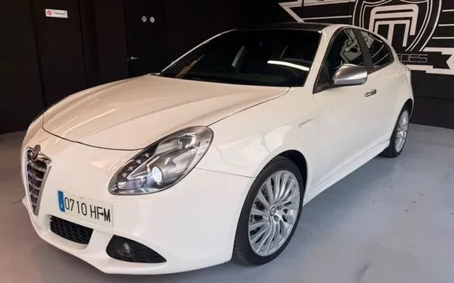 ALFA ROMEO Giulietta Distinctive