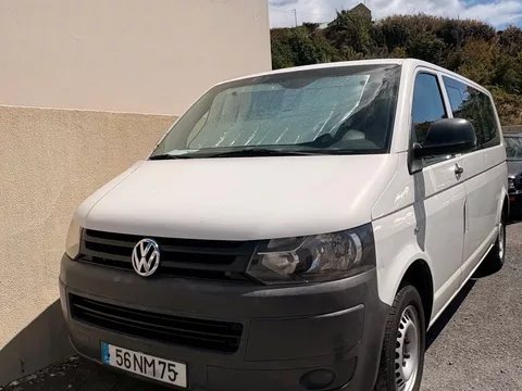 VW Transporter Longa