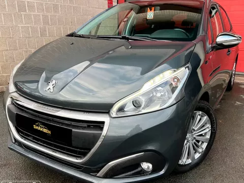 Peugeot 208 82 PureTech Style