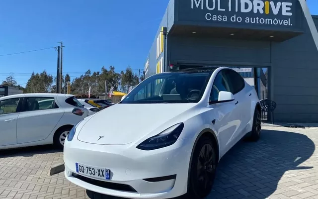 Tesla Model Y Tração Traseira