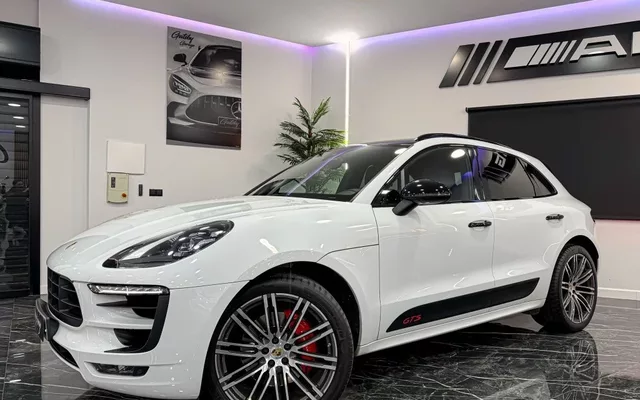 PORSCHE Macan Macan GTS Aut.