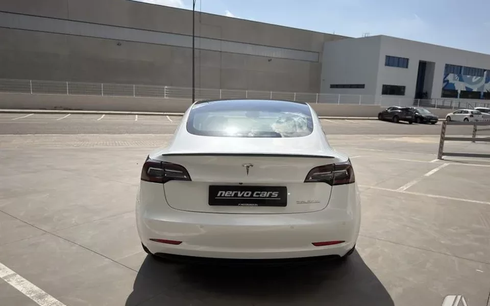 TESLA Model 3 Model 3 Long-Range Dual Motor Performance AWD