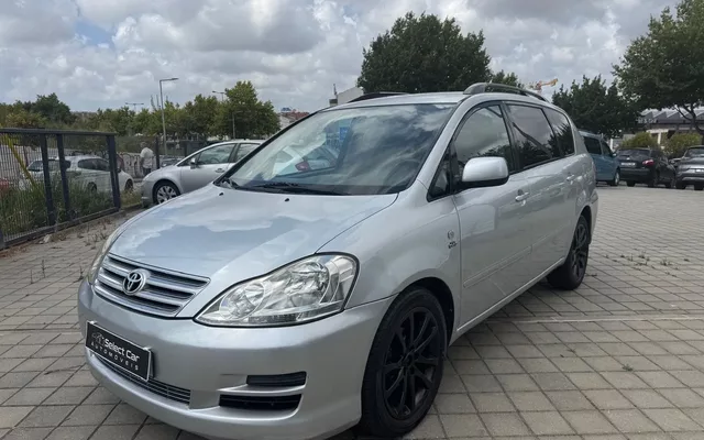 Toyota Avensis Verso 2.0 D-4D