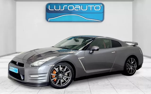 Nissan GT-R 3.8 V6 Black Edition