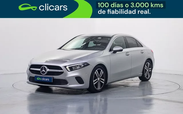 MERCEDES-BENZ Clase A A 180d Sedán 8G-DCT