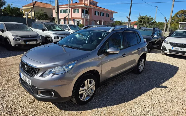 Peugeot 2008 1.2 PureTech Style