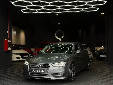AUDI A3 A3 1.2 TFSI Attraction 110