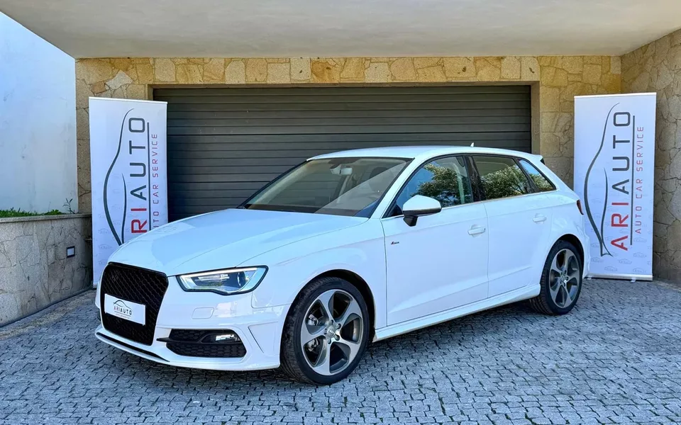 Audi A3 Sportback 1.6 TDI (clean diesel) S line Sport Pack