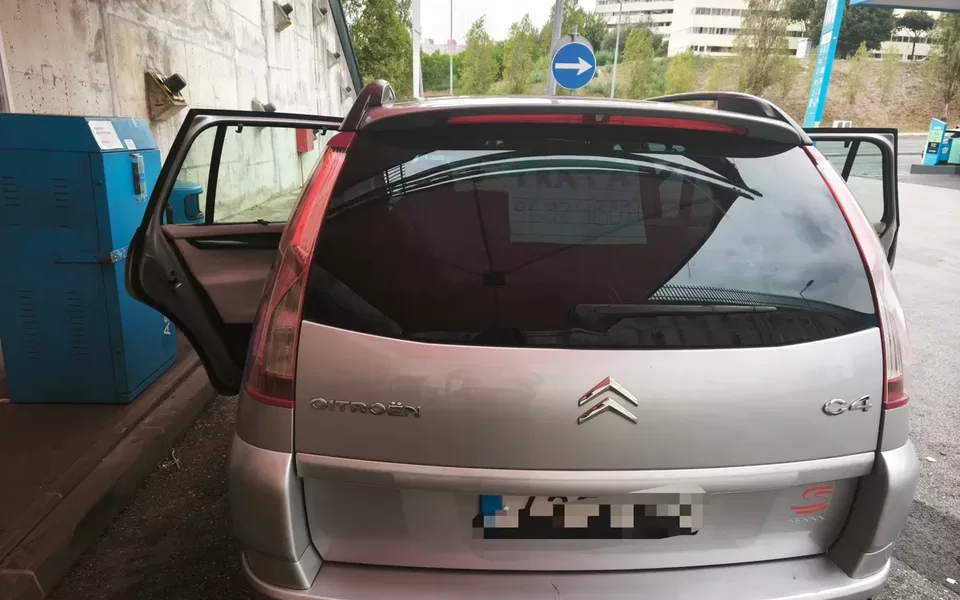 Citroën C4 ver-1-6-e--hdi-feel-etg6