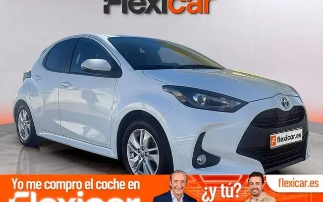 TOYOTA Yaris Yaris 120H 1.5 Business Plus