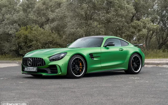 Mercedes-Benz AMG GT R