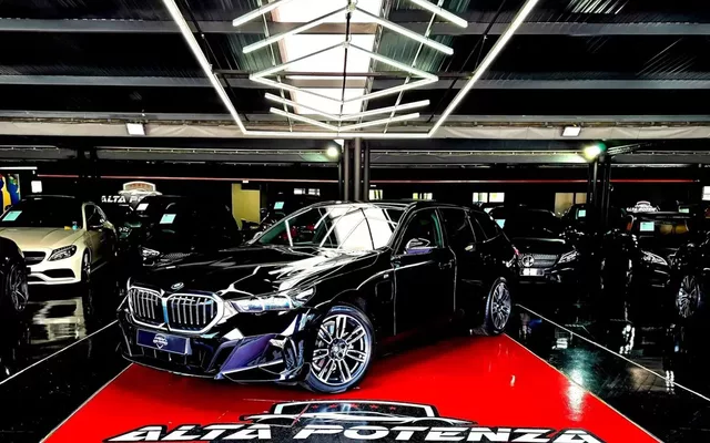 BMW 530
