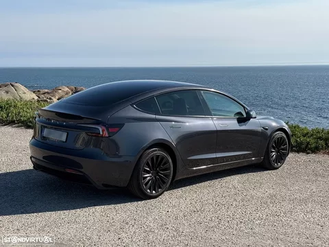 Tesla Model 3 Tração Traseira Premium