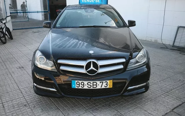 Mercedes-Benz C 220 CDI DPF (BlueEFFICIENCY)