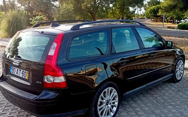 Volvo V50 2.0 D Nível 1 17